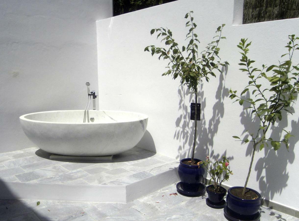 Three Palms Bed and Breakfast San Luis de Sabinillas Exterior foto